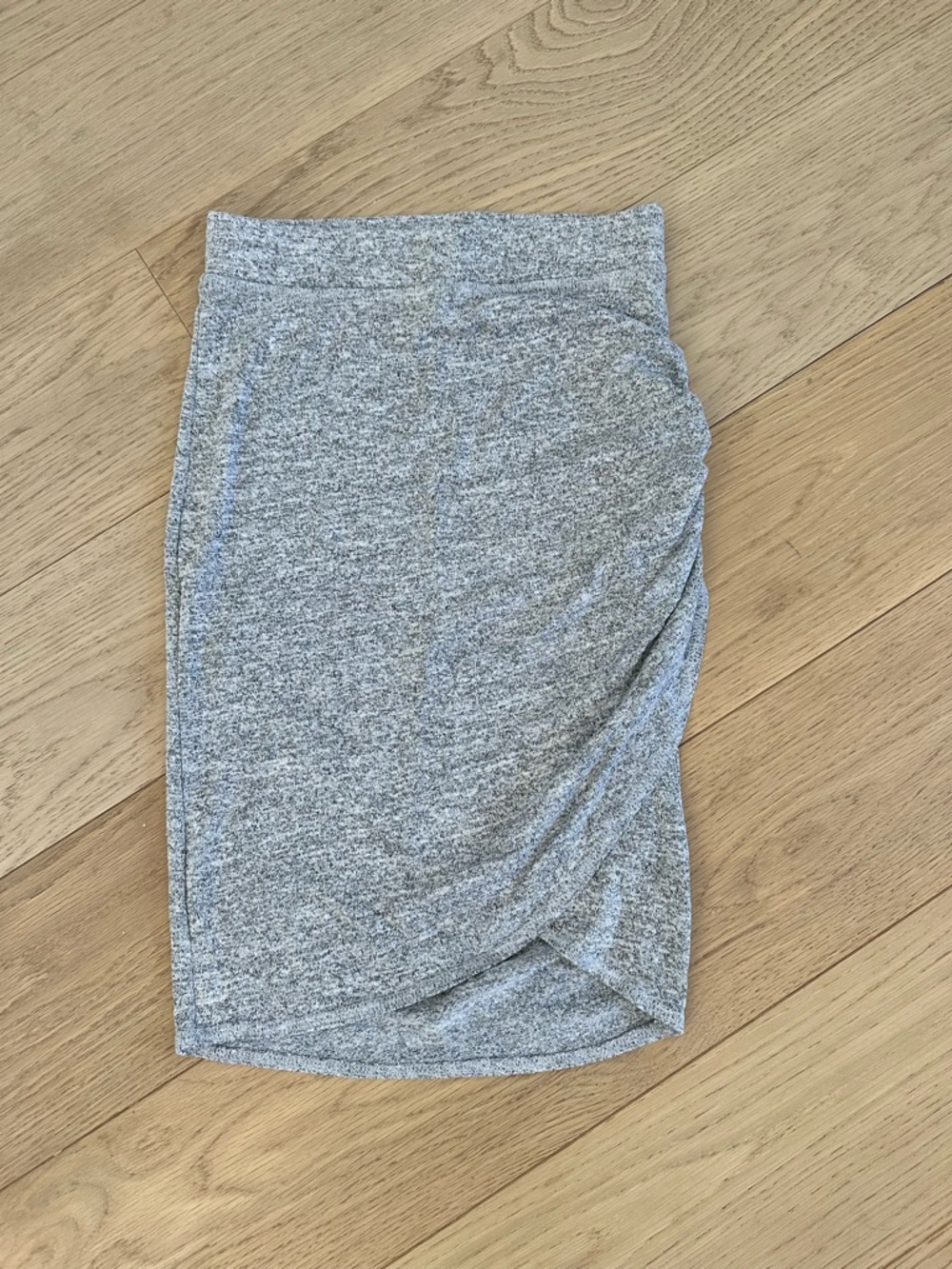 Aritzia Grey Knit Ruched Side Pencil Skirt